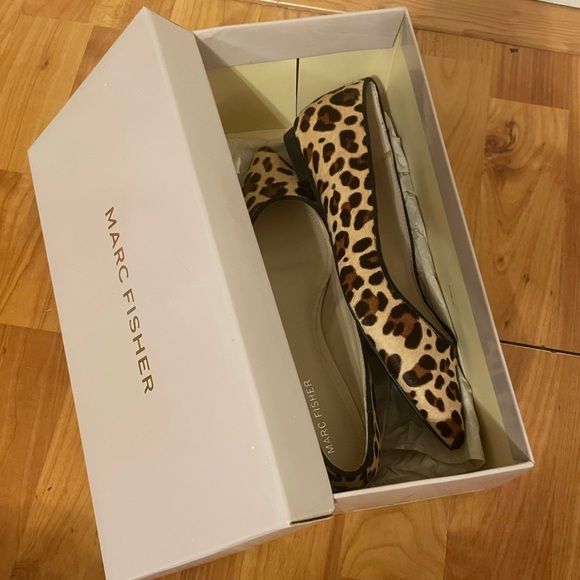 Marc Fisher “Elany” pony hair leopard flat NEW IN BOX - Picture 4 of 5